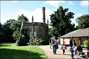 Staunton Country Park : The Ornamental Farm and the Library