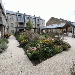 Ossulton Court, Uxbridge